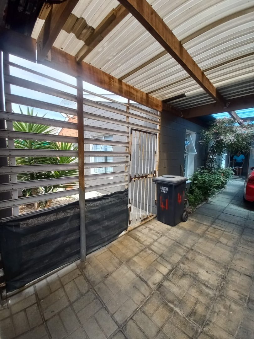  Bedroom Property for Sale in Rocklands Western Cape